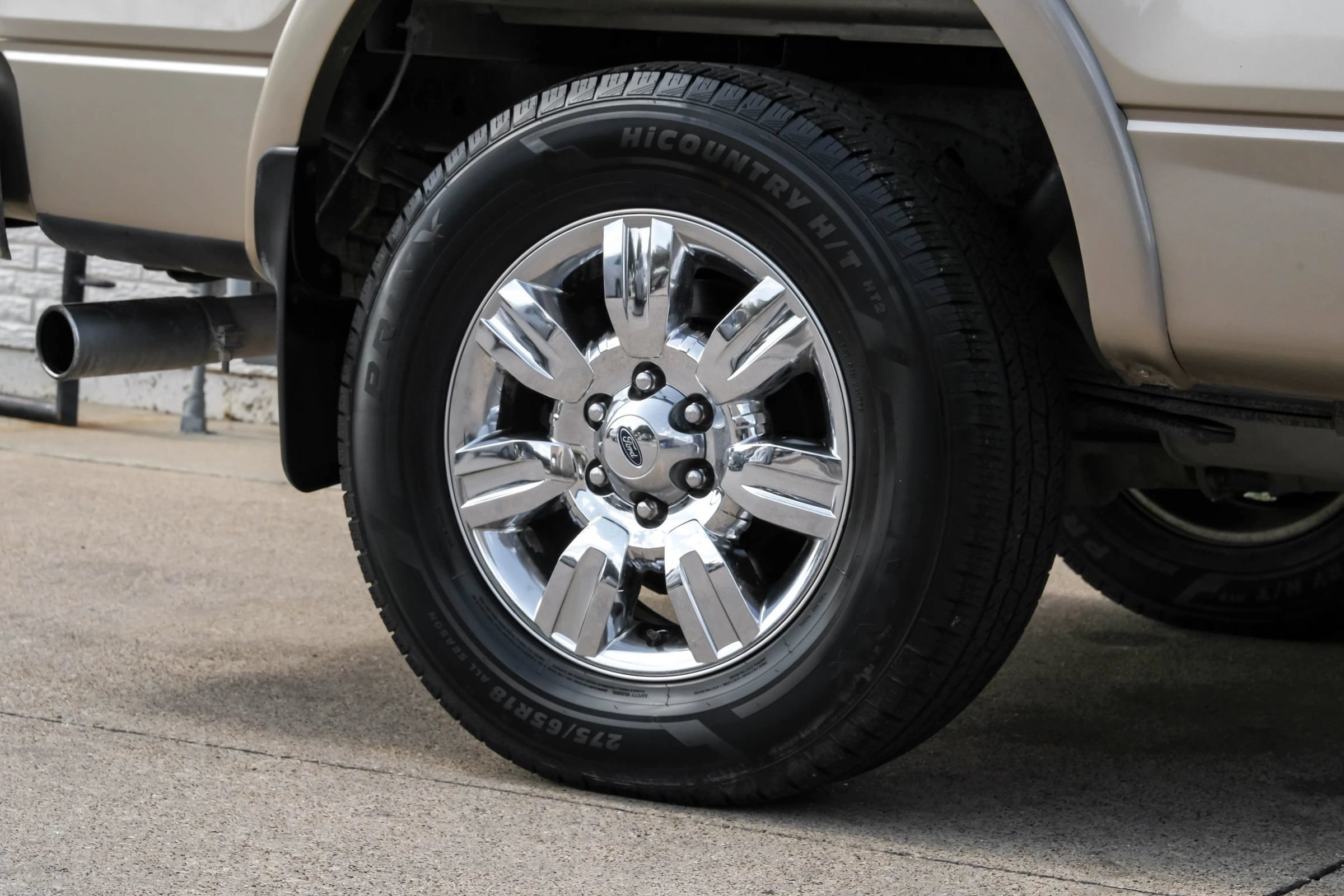 Used 2012 Ford F150 Lariat w/ Lariat Chrome Pkg AWD/4WD image 47