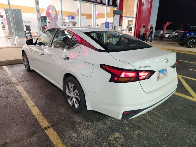 Used 2021 Nissan Altima 2.5 S FWD image 3