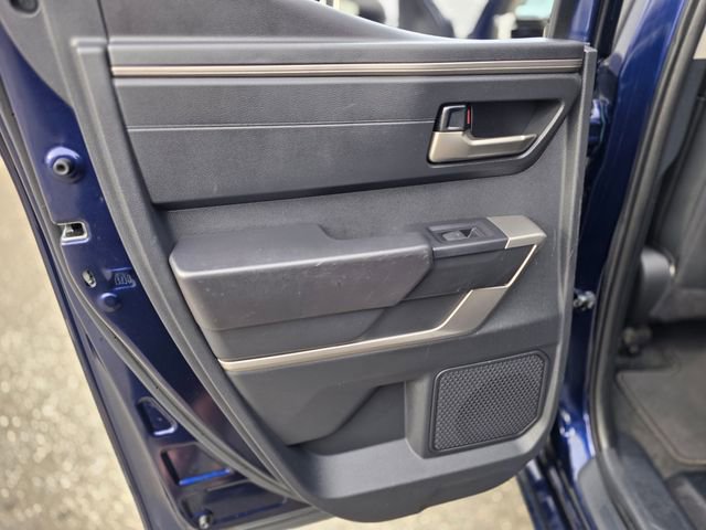 Used 2022 Toyota Tundra SR5 w/ SR5 Premium Package AWD/4WD image 18