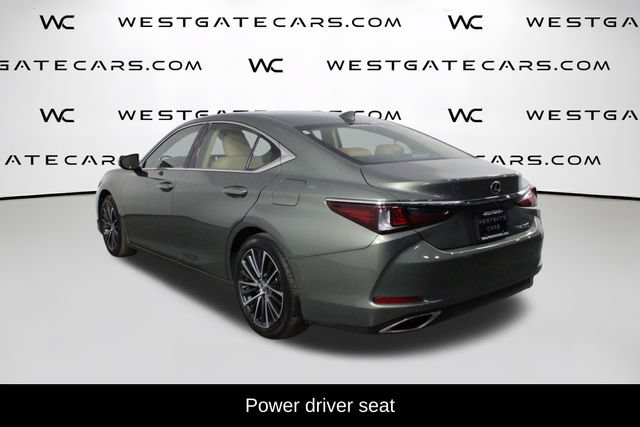 Used 2024 Lexus ES 350 w/ Premium Package FWD image 11