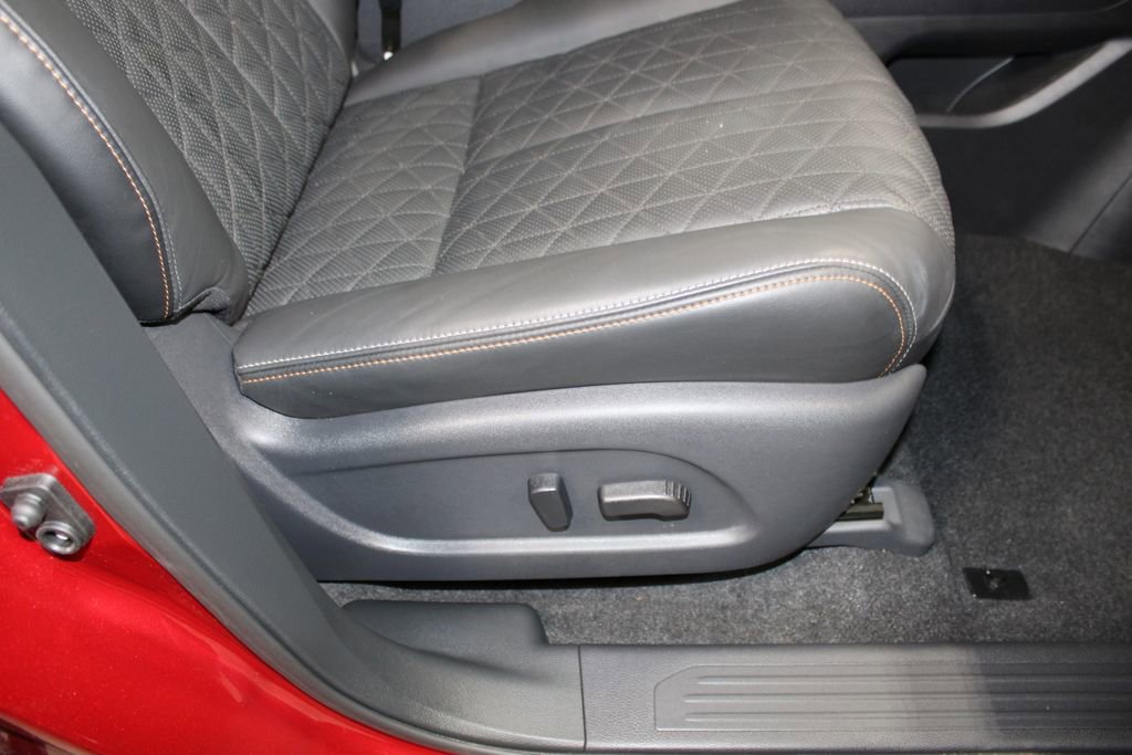 Used 2024 Nissan Murano Platinum w/ Cargo Package image 21