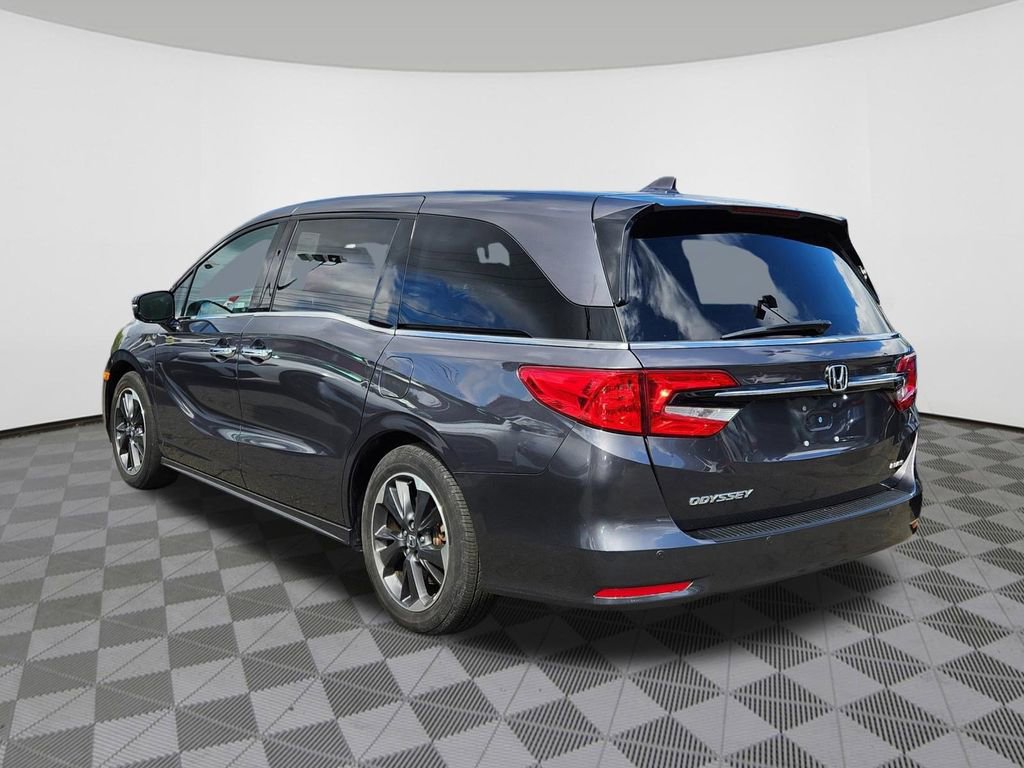 Used 2023 Honda Odyssey Elite image 3