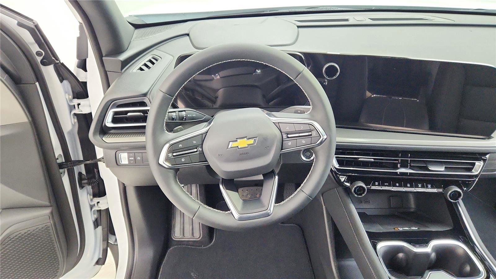 New 2026 Chevrolet Traverse LT image 27