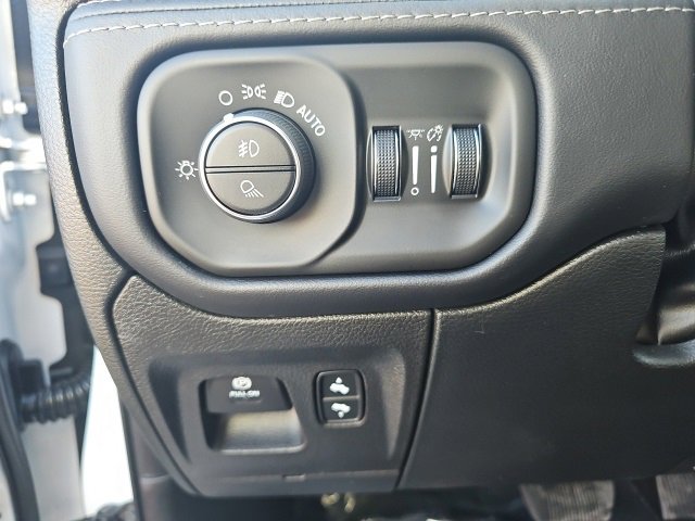 Used 2022 RAM 1500 Limited image 16