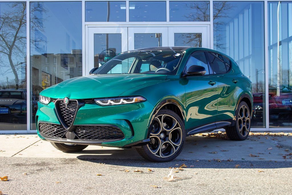 New 2025 Alfa Romeo Tonale