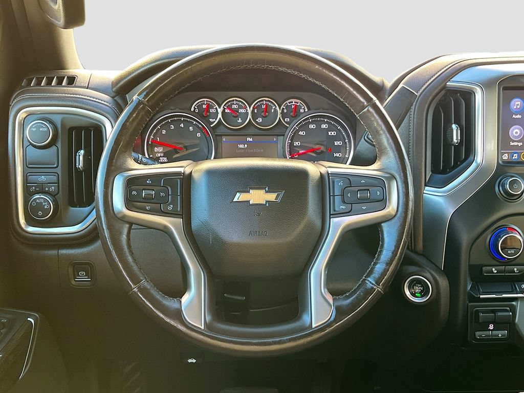Used 2020 Chevrolet Silverado 1500 LT w/ Convenience Package RWD image 11
