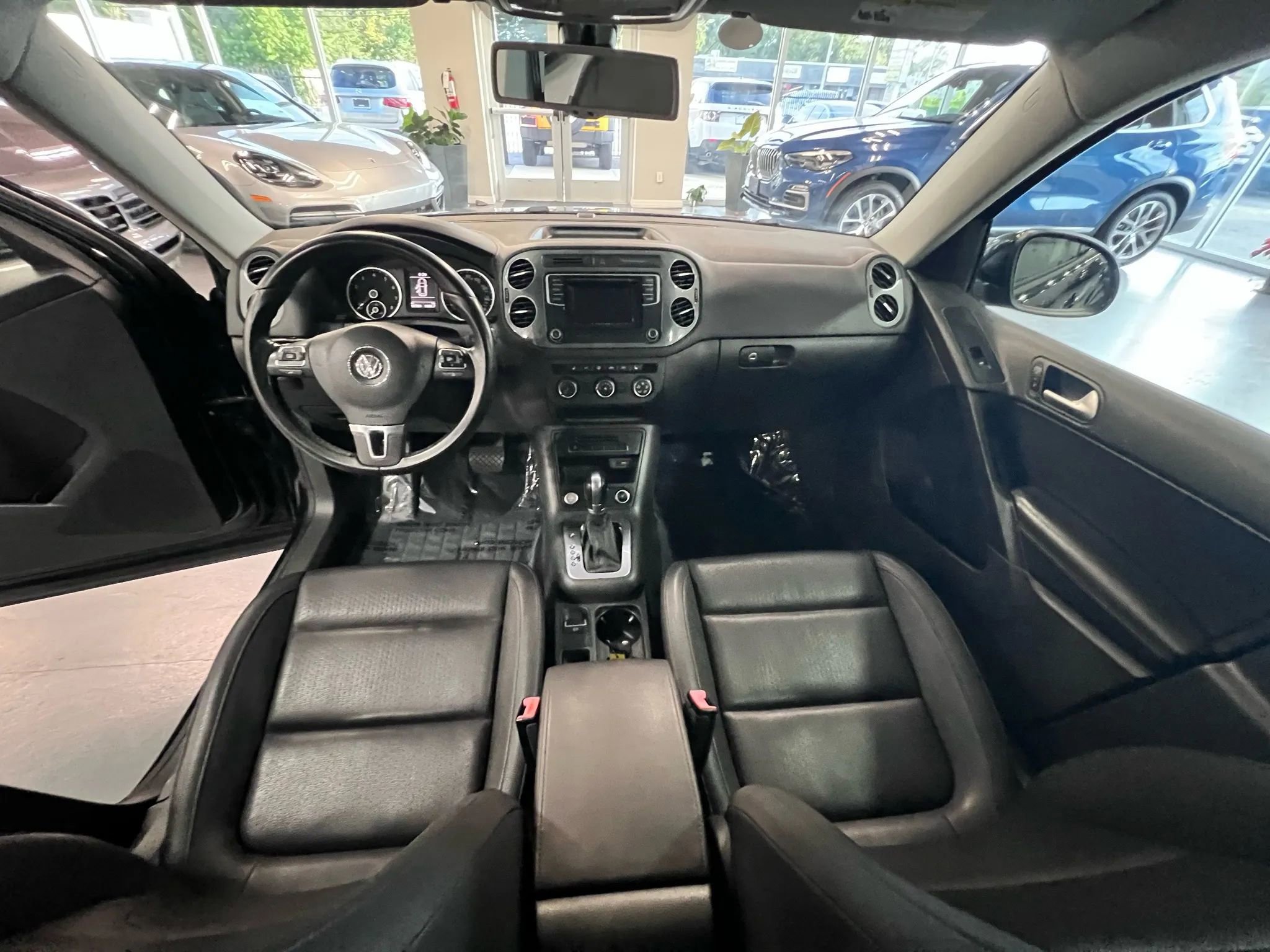 Used 2016 Volkswagen Tiguan S image 13