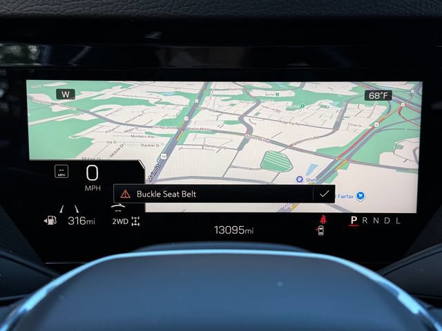 Used 2025 GMC Yukon XL Denali AWD/4WD image 27