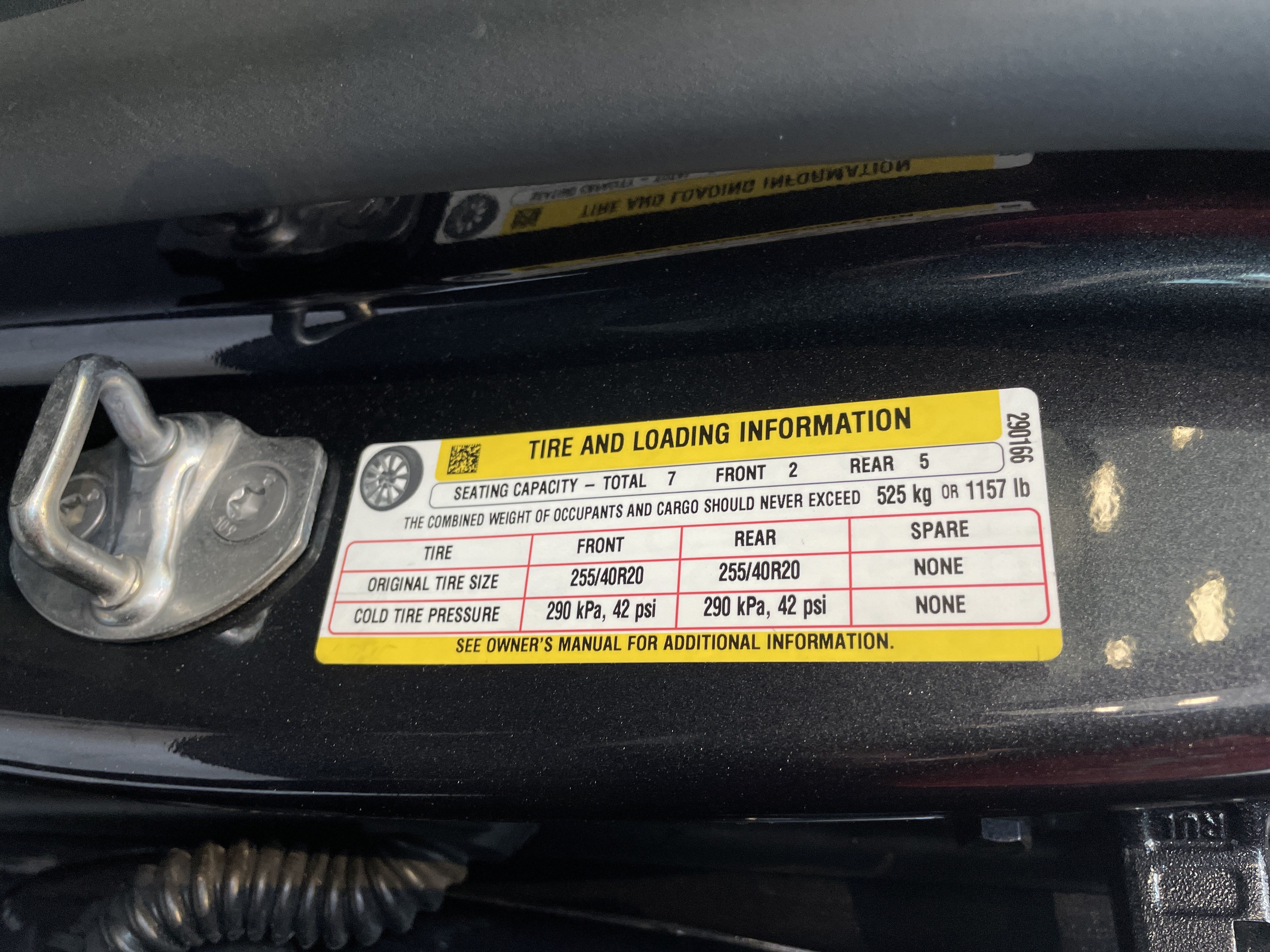 Used 2025 Tesla Model Y Long Range AWD/4WD image 40