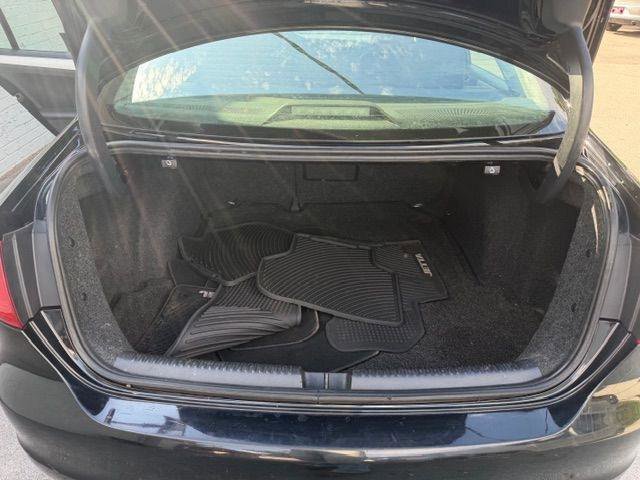 Used 2013 Volkswagen Jetta SE FWD image 13