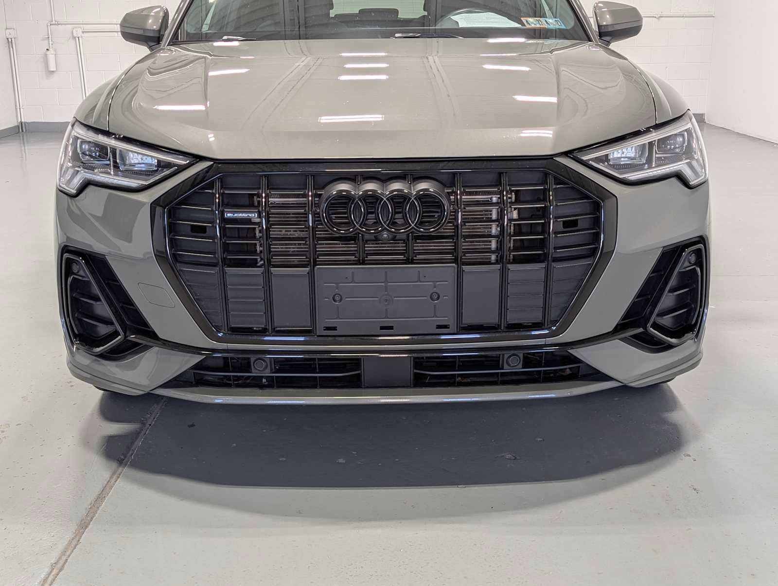 Used 2022 Audi Q3 2.0T Premium Plus image 2