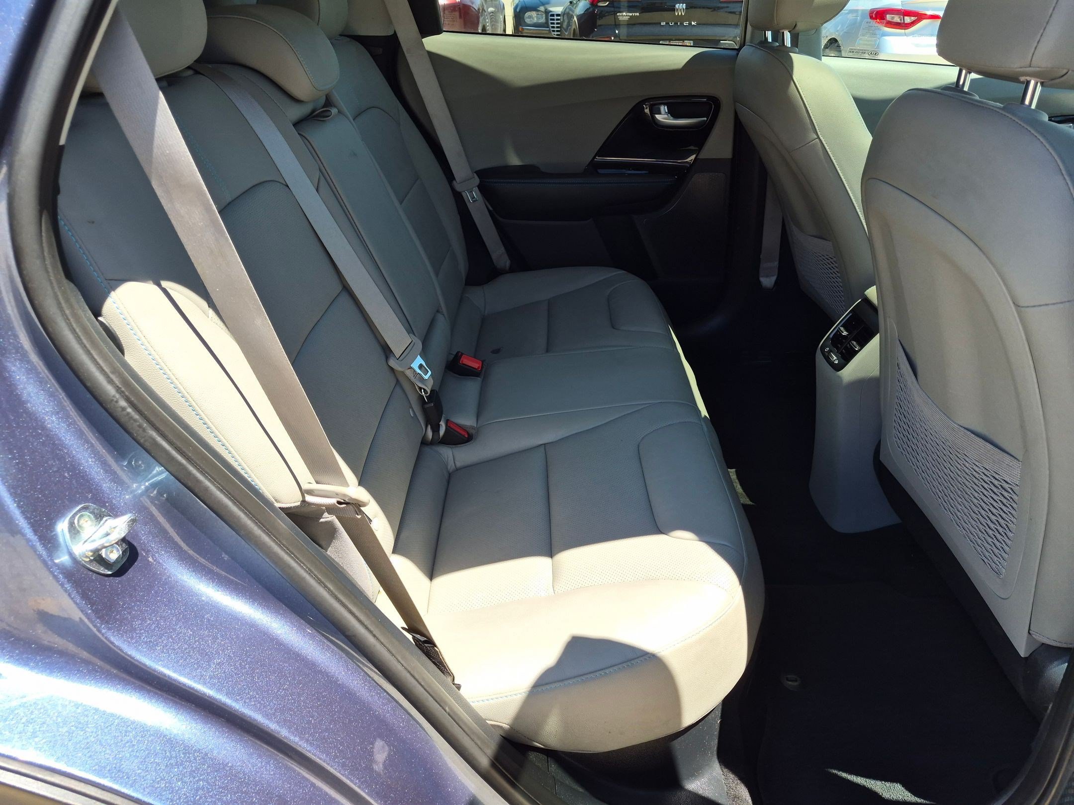 Used 2021 Kia Niro FWD image 28