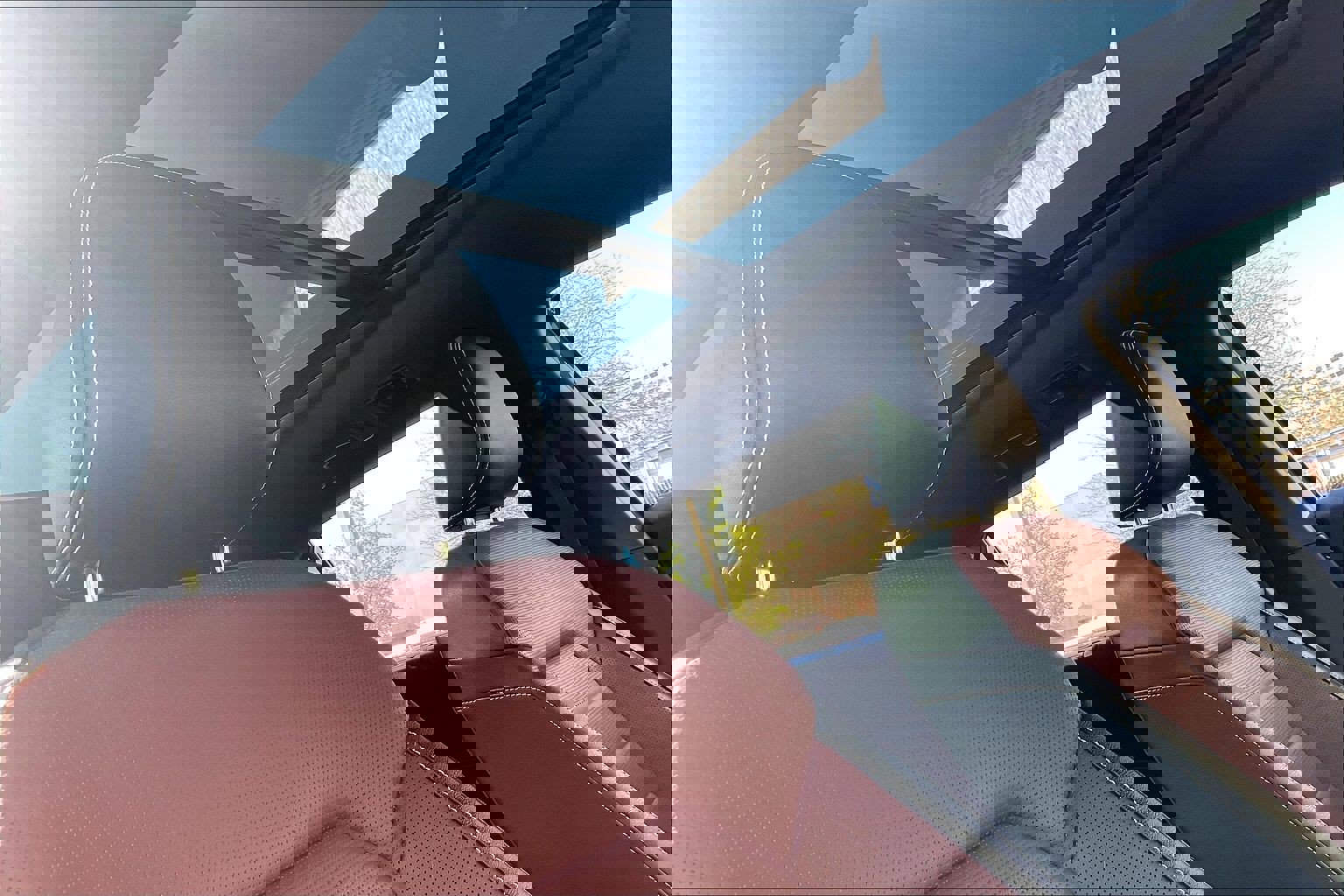 Certified 2021 Volkswagen Atlas Cross Sport SEL Premium R-Line image 29