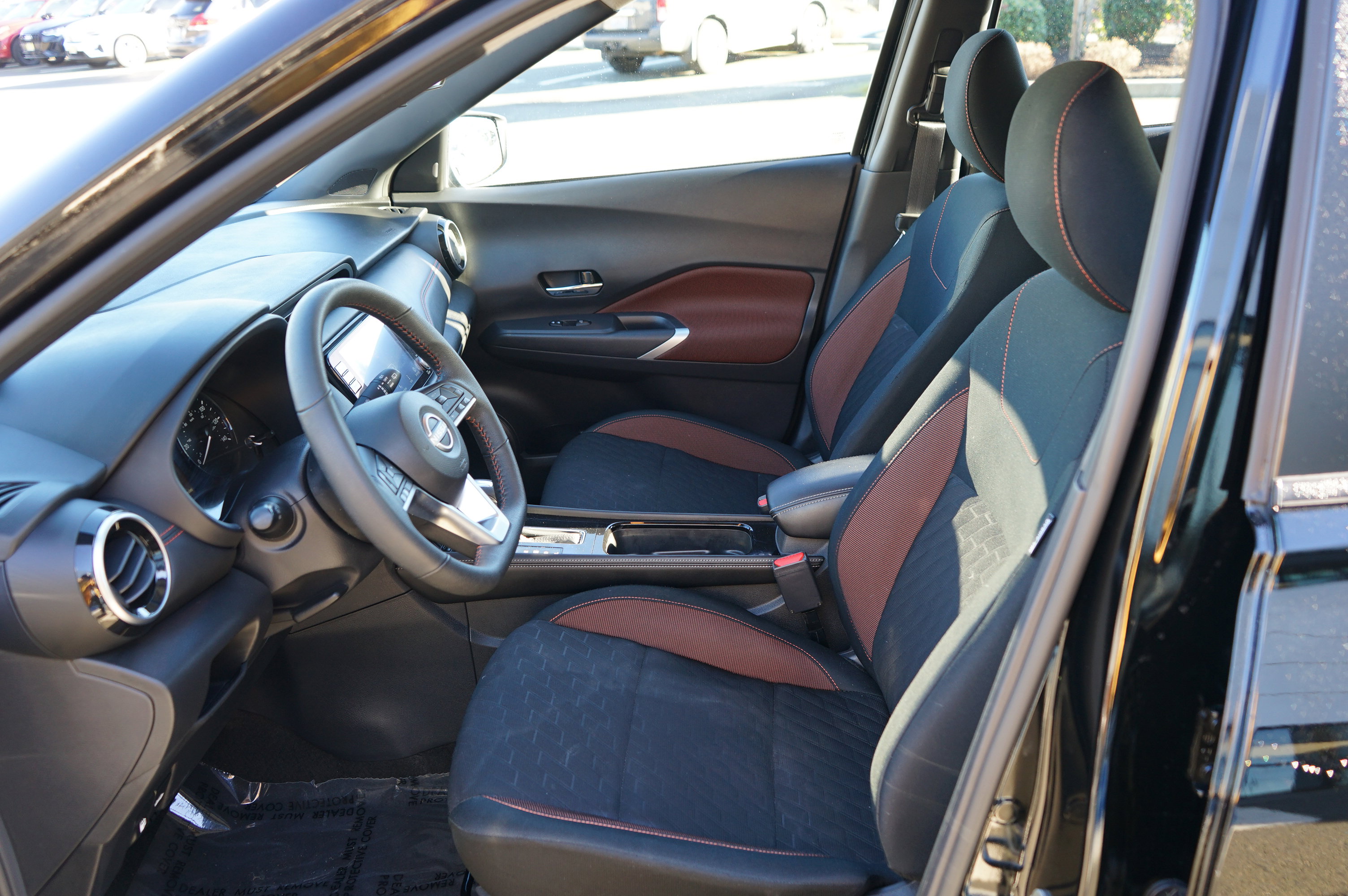 Used 2024 Nissan Kicks SR image 21