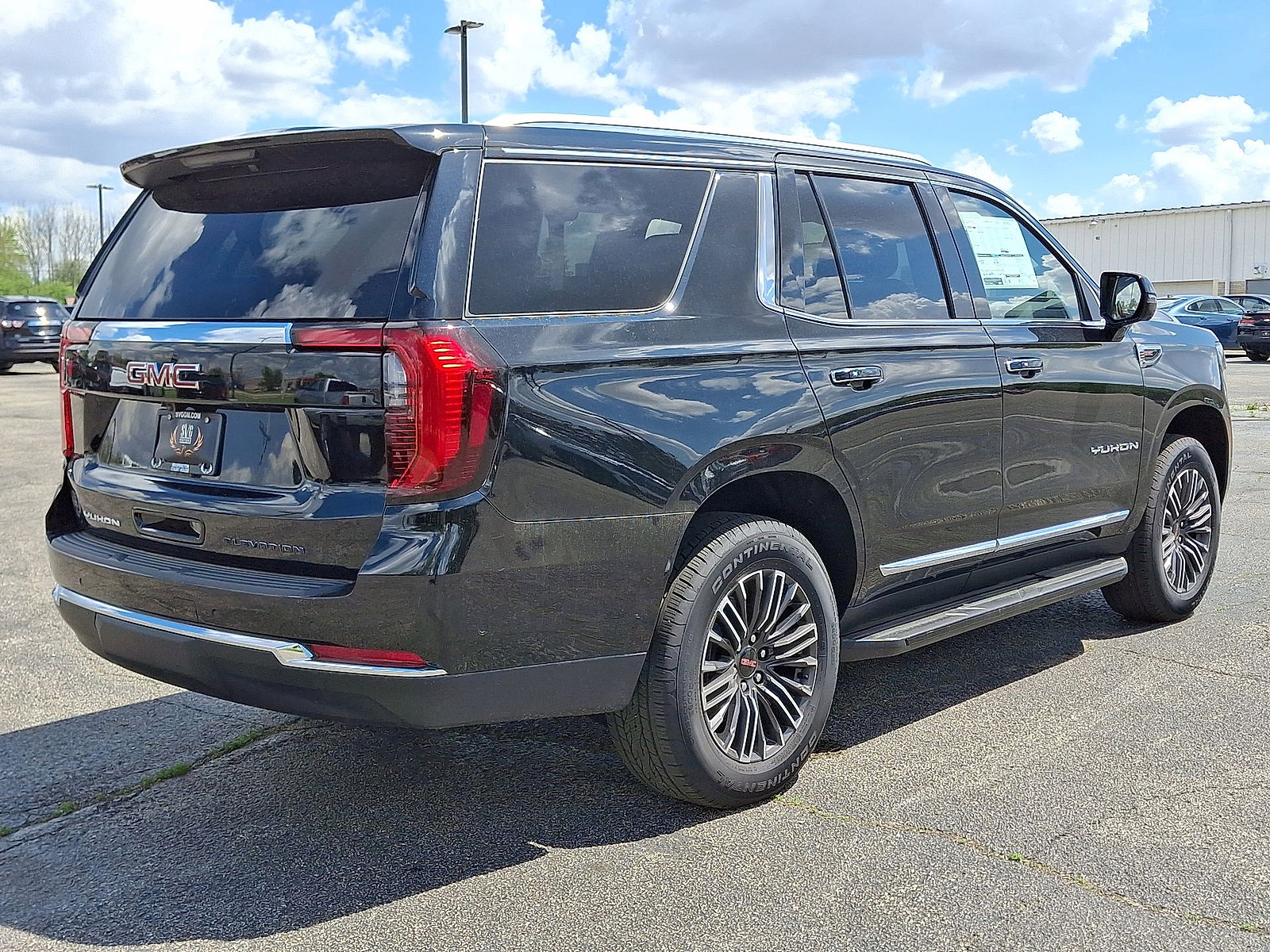 New 2026 GMC Yukon Elevation AWD/4WD image 12