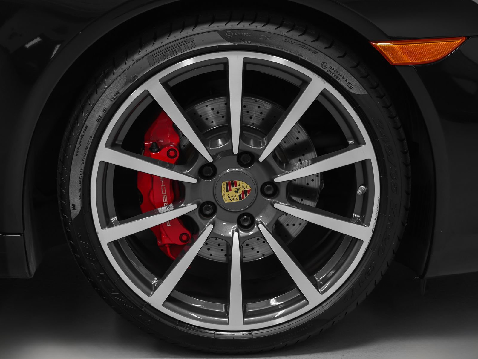 Certified 2015 Porsche 911 Carrera S RWD image 18
