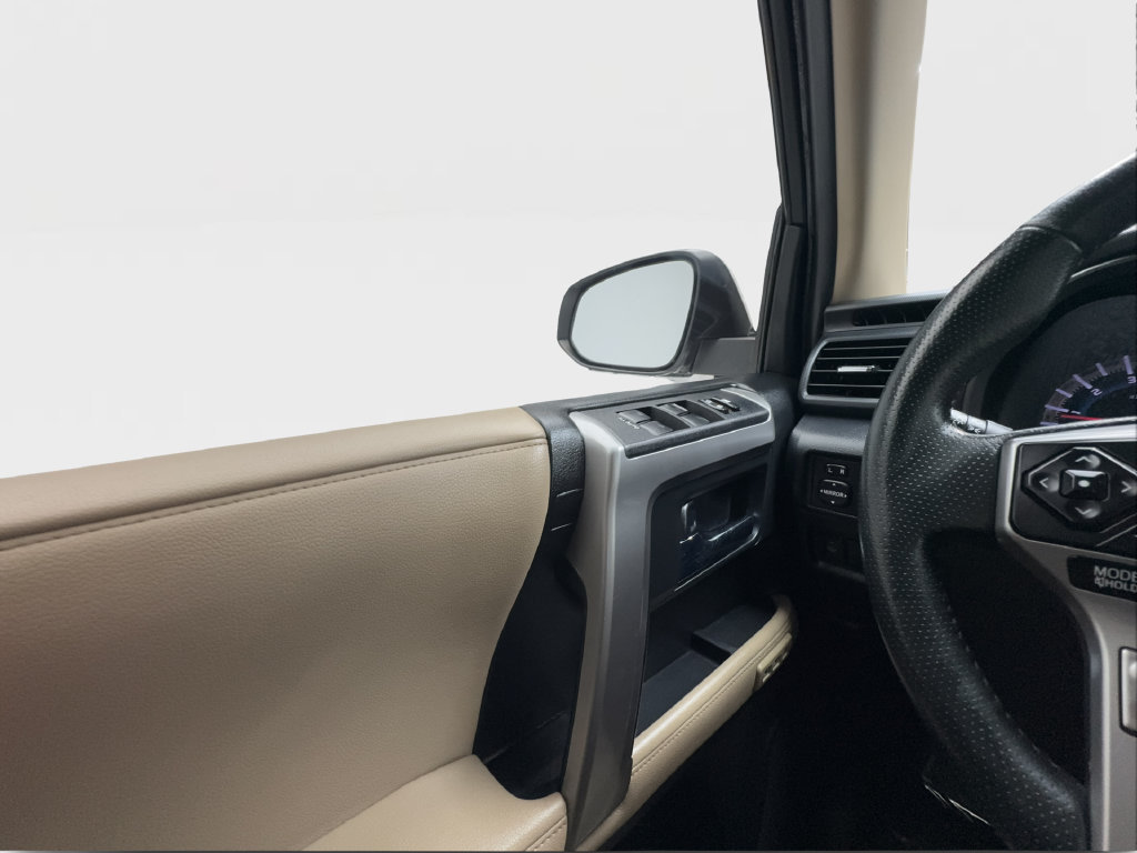Used 2016 Toyota 4Runner Limited RWD image 43