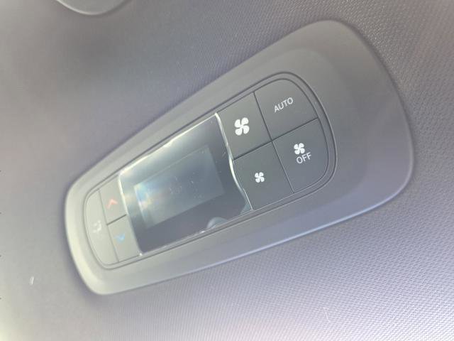 New 2026 Chrysler Pacifica Select w/ S Appearance Package image 33