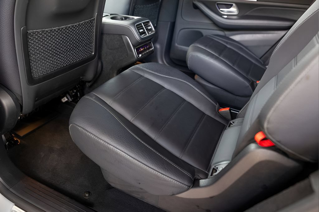 Used 2021 Mercedes-Benz GLS 580 4MATIC image 65