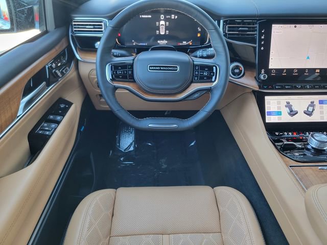 Certified 2025 Jeep Grand Wagoneer Series III w/ HD Trailer Tow Package image 31