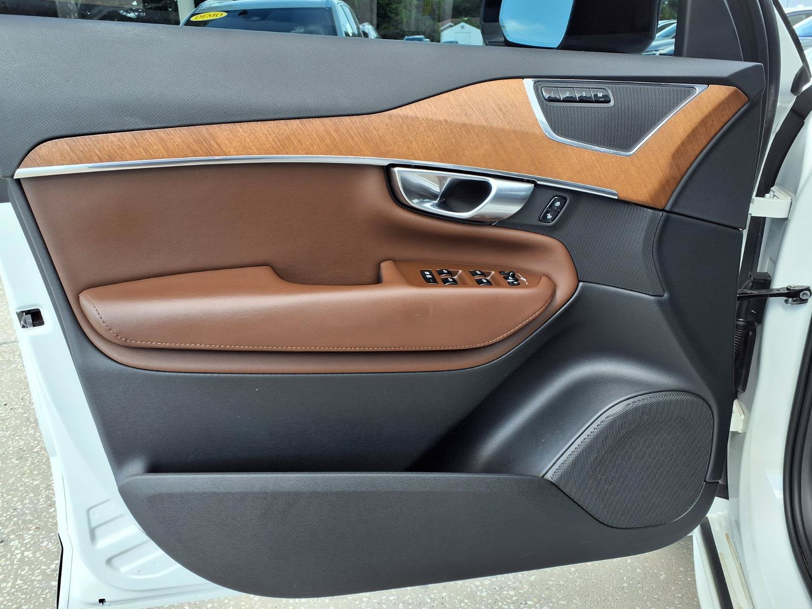 Certified 2023 Volvo XC90 T8 Plus w/ Protection Package Premier AWD/4WD image 20