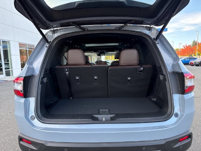 New 2026 Honda Pilot TrailSport image 13