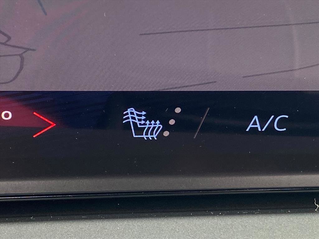 New 2026 Chevrolet Traverse LT w/ Sun and Wheel Package image 14