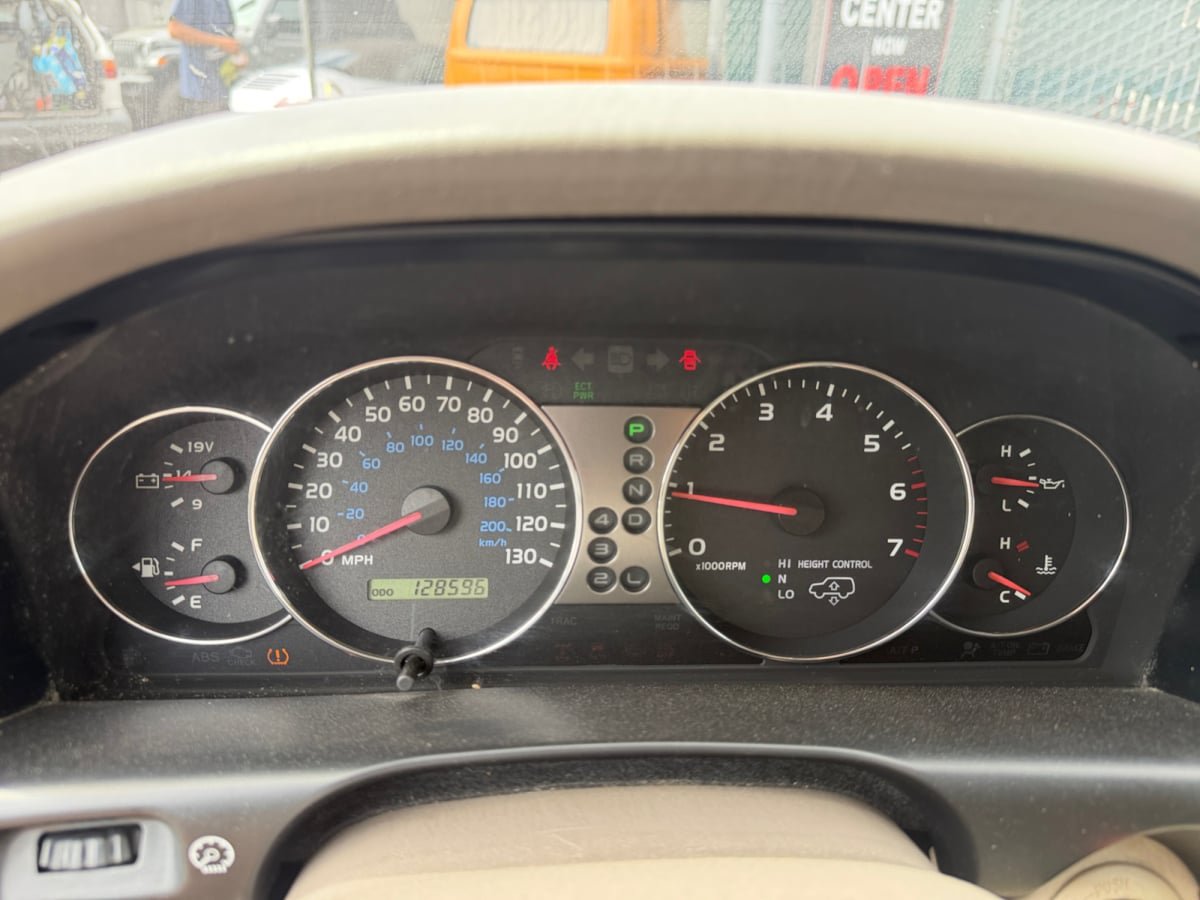 Used 2007 Toyota Land Cruiser AWD/4WD image 14