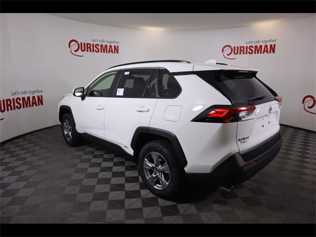 Used 2025 Toyota RAV4 XLE w/ Convenience Package image 6
