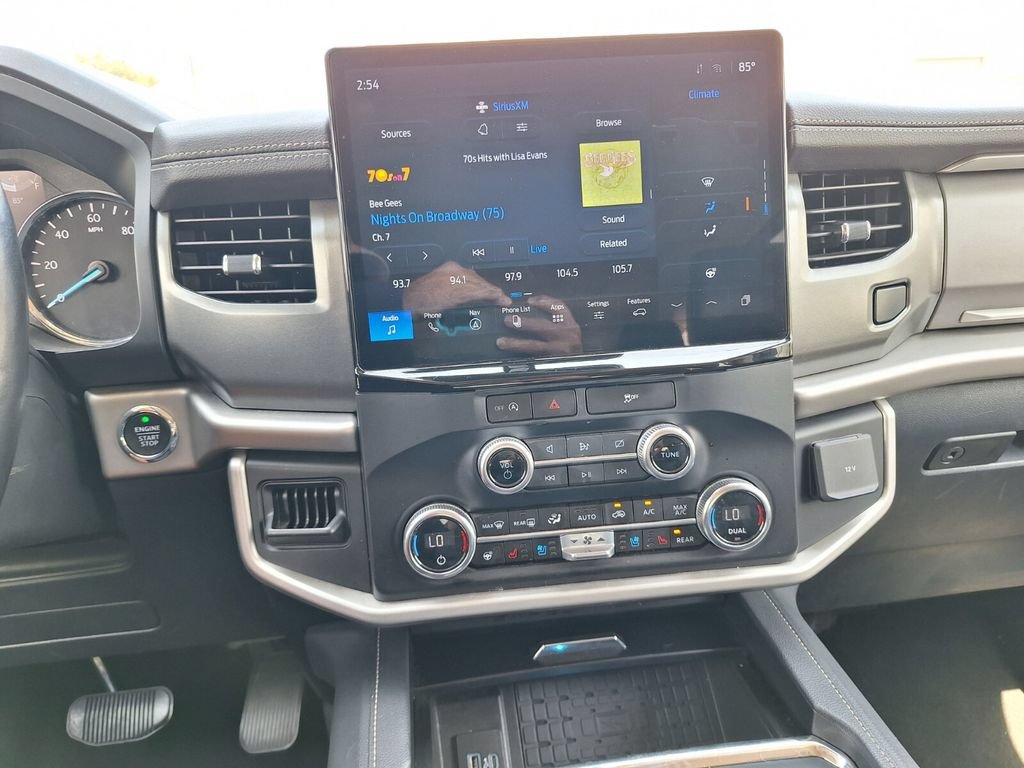 Used 2024 Ford Expedition XLT RWD image 15