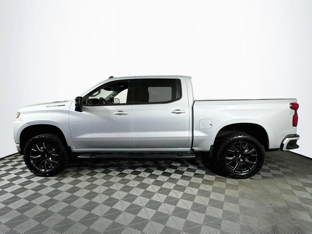 Used 2022 Chevrolet Silverado 1500 RST w/ Safety Package AWD/4WD image 4
