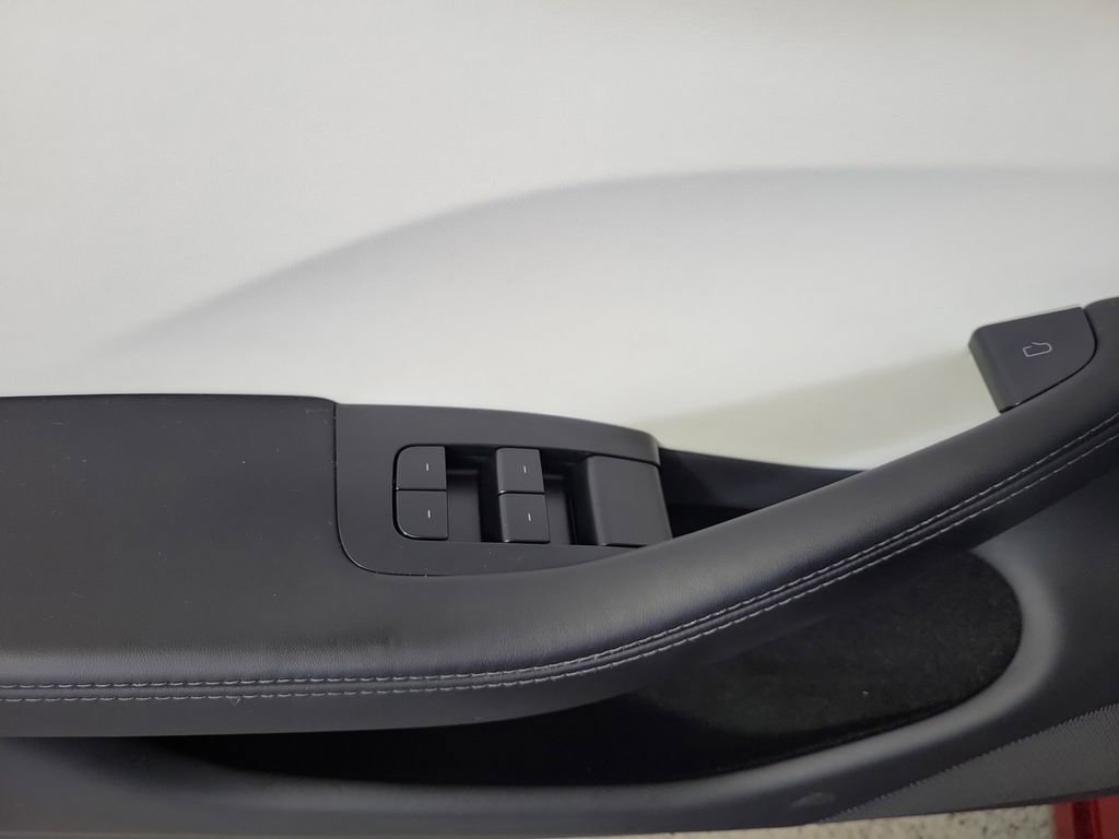 Used 2025 Tesla Model 3 Long Range RWD image 15