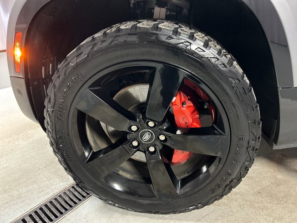 Used 2023 Land Rover Defender 90 X image 9