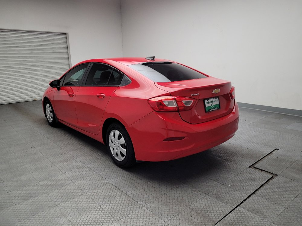 Used 2017 Chevrolet Cruze LS FWD image 5