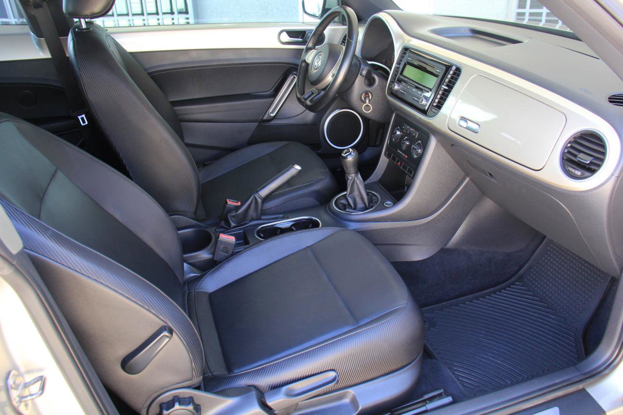 Used 2012 Volkswagen Beetle 2.5 image 20