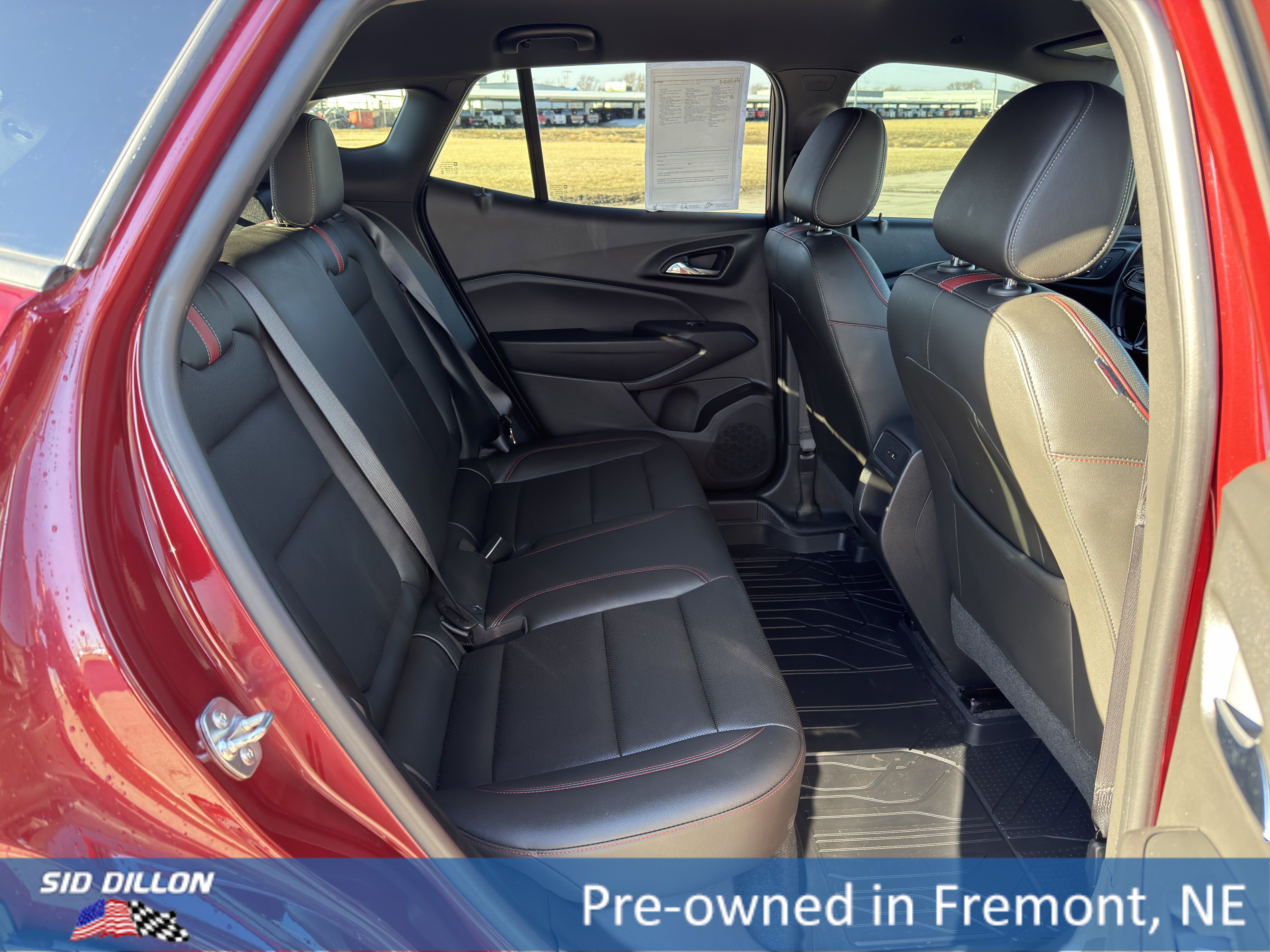 Used 2025 Chevrolet Trax RS w/ Driver Confidence Package FWD image 13