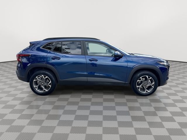 Used 2024 Chevrolet Trax LT image 10