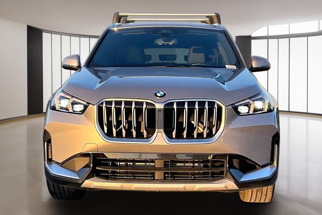 Used 2025 BMW X1 xDrive28i AWD/4WD image 2