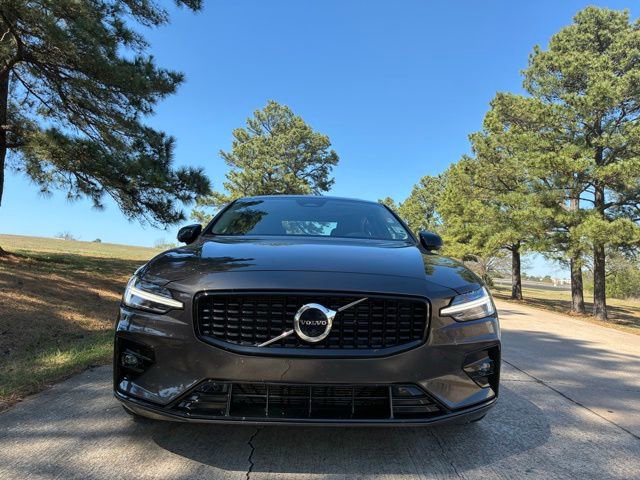 Used 2023 Volvo S60 B5 Plus w/ Climate Package image 13