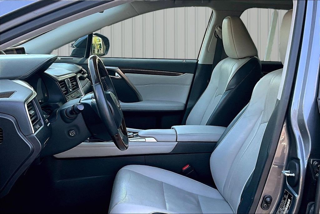 Used 2017 Lexus RX 350 FWD image 16