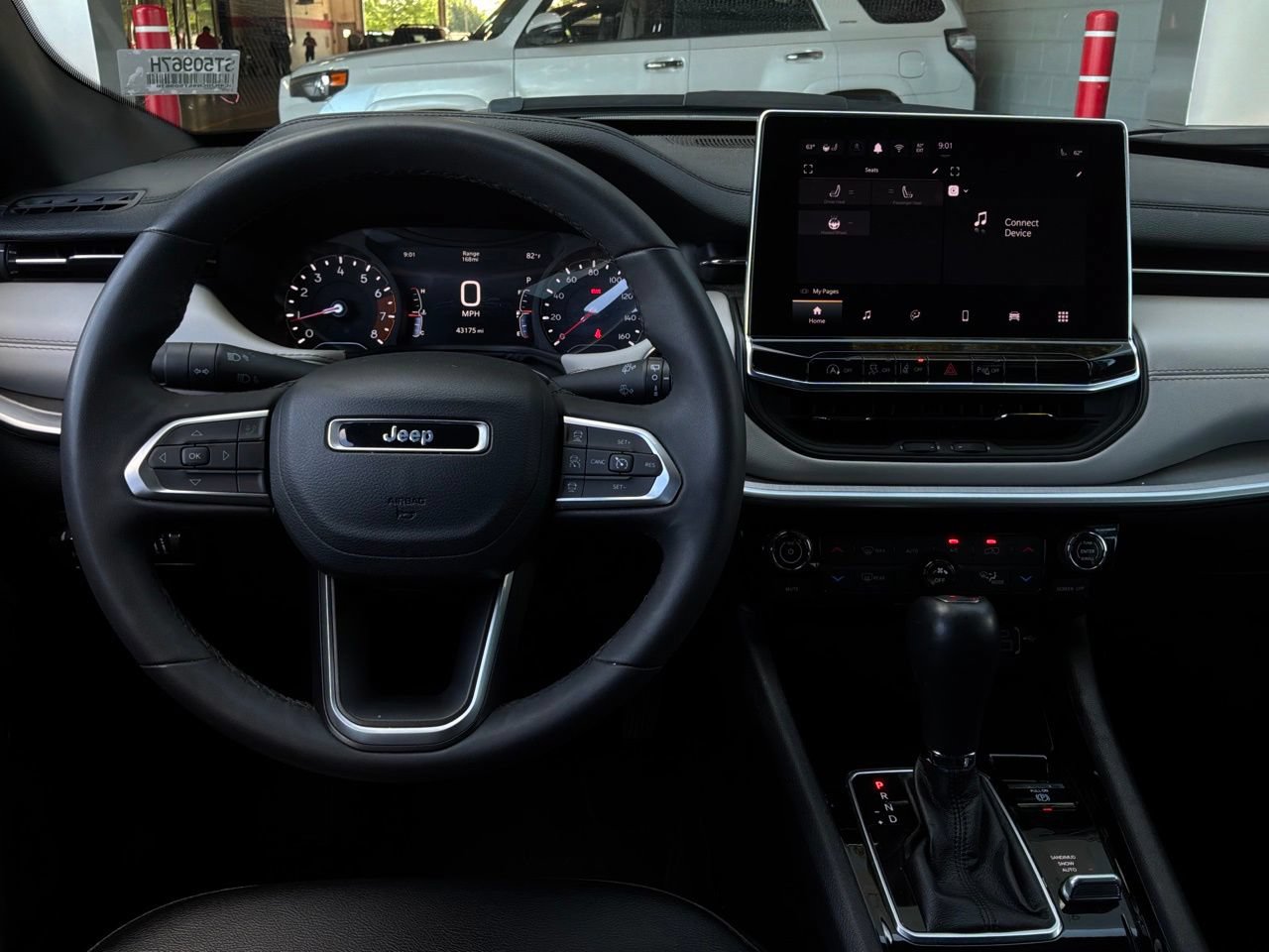 Used 2025 Jeep Compass Limited AWD/4WD image 14