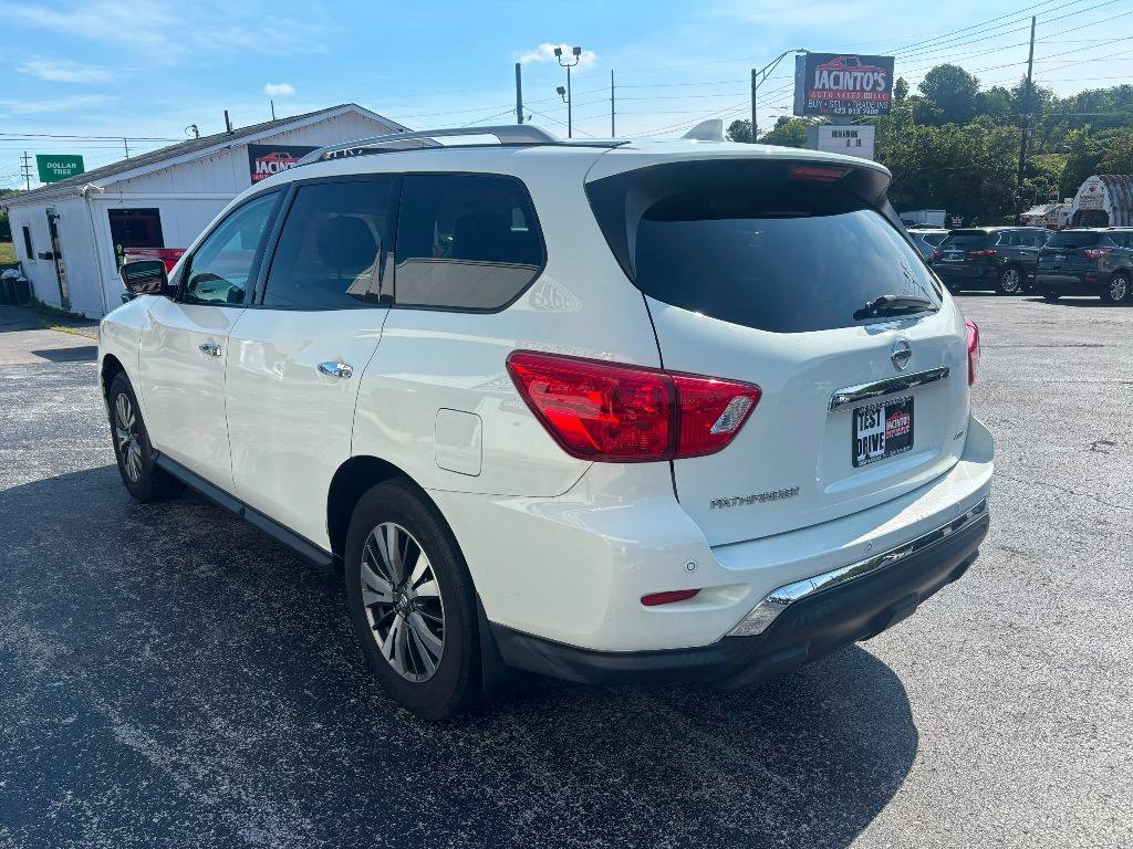 Used 2019 Nissan Pathfinder S AWD/4WD image 6