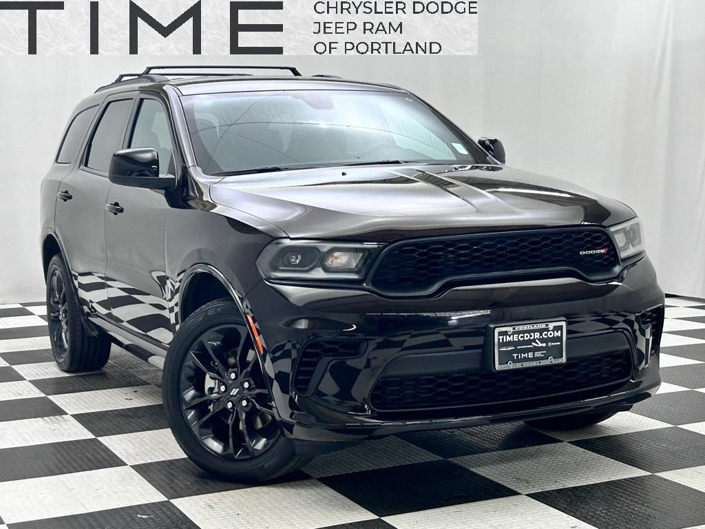 Used 2023 Dodge Durango GT w/ Blacktop Package AWD/4WD image 1