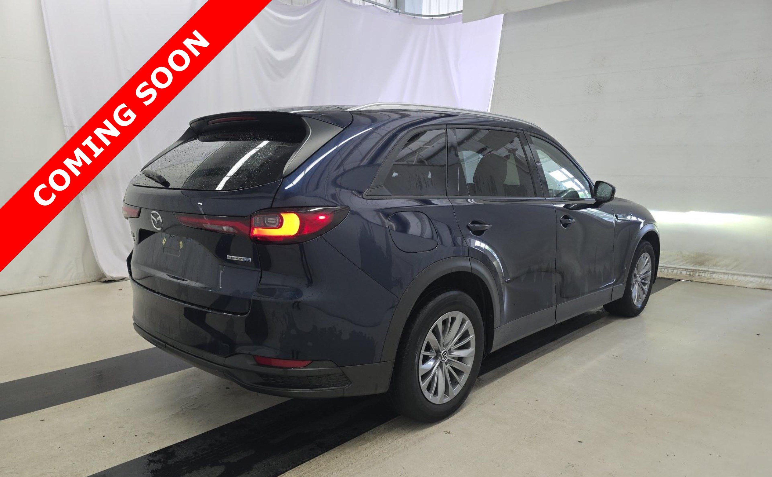 Used 2024 MAZDA CX-90 Plug-In Hybrid w/ Preferred AWD/4WD image 4