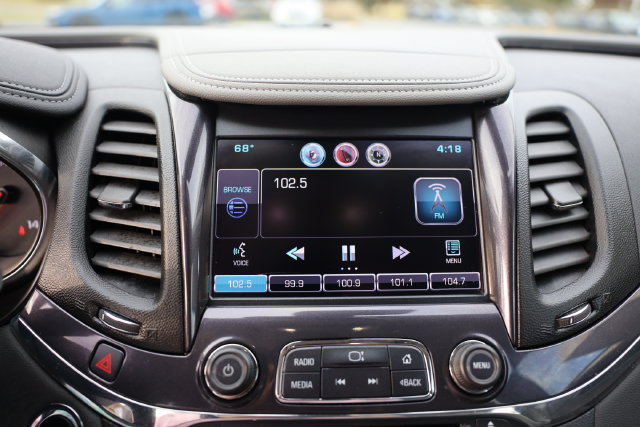 Used 2015 Chevrolet Impala LTZ FWD image 24