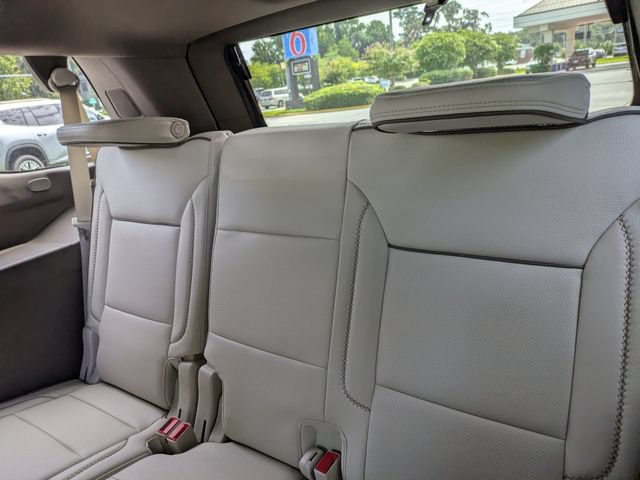 New 2026 GMC Yukon Denali w/ LPO, Floor Liner Package RWD image 17