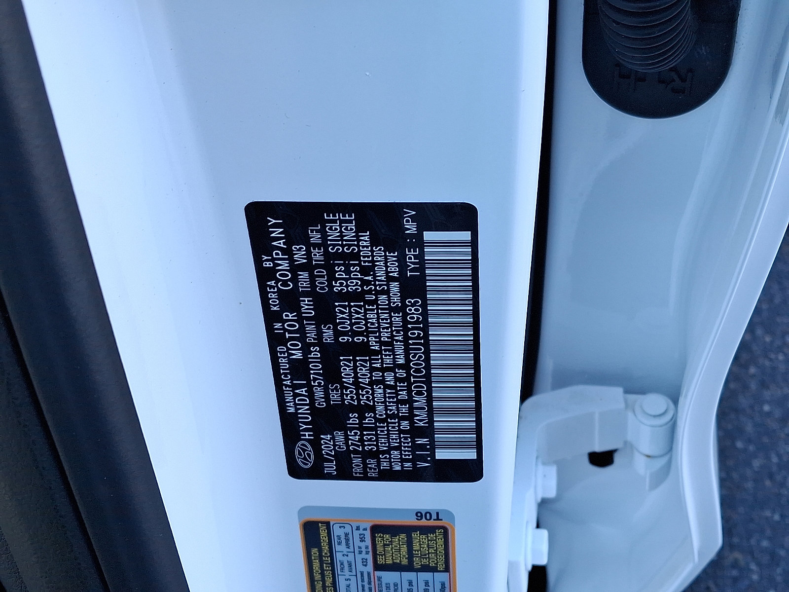 Certified 2025 Genesis GV70 3.5T Sport w/ Sport Advanced Package image 27