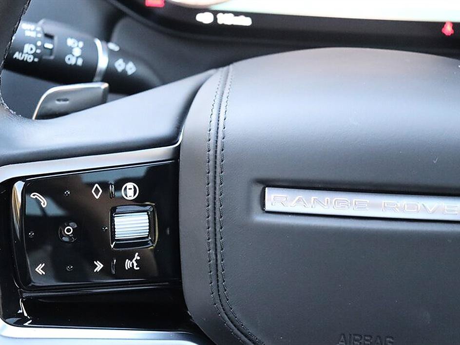 Used 2024 Land Rover Range Rover Sport SE AWD/4WD image 48