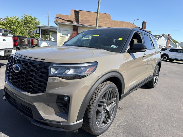 New 2026 Ford Explorer ST-Line w/ ST-Line Street Pack AWD/4WD image 10