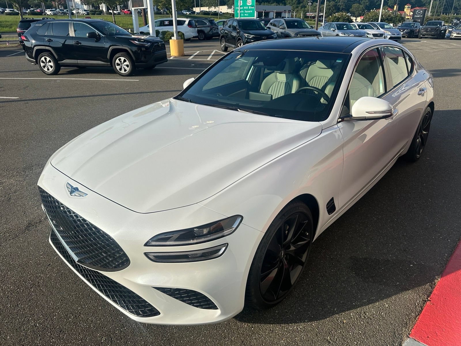 Used 2023 Genesis G70 2.0T w/ Sport Prestige Package RWD image 18